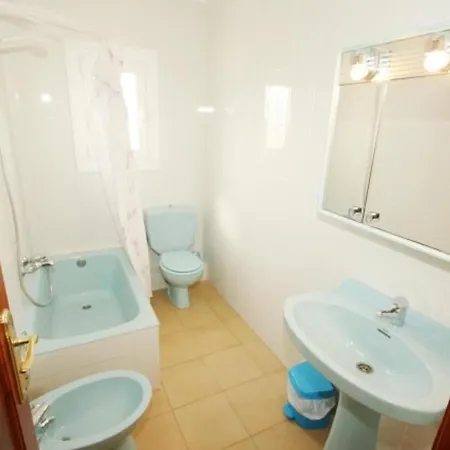 8 Personas Con Piscina Privada Y Parking Cerca Del Mar En Ametlla De Mar - Hisp-217-211 * L'Ametlla de Mar